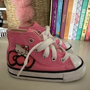 hello kitty converse